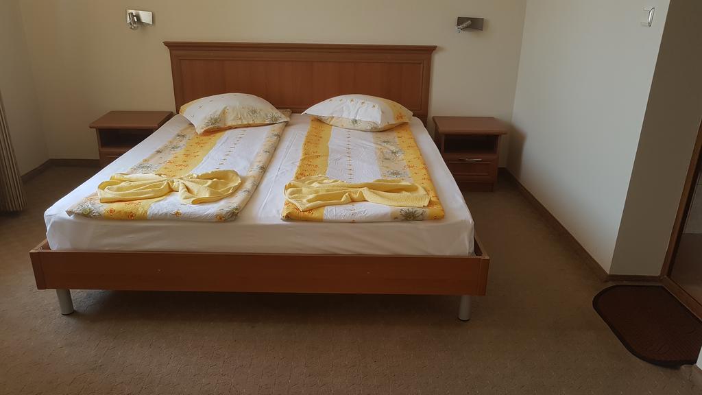 Guest House Markovi אהלוי מראה חיצוני תמונה